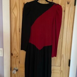 true vintage 80s dress red & black